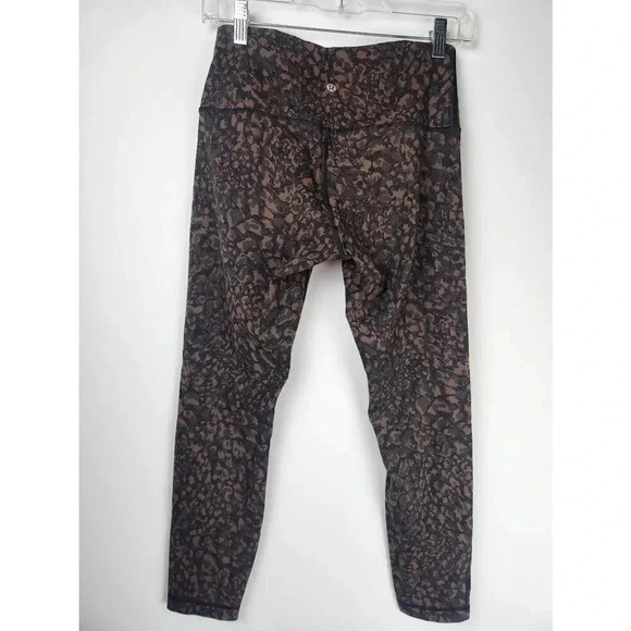 Lululemon Wunder Under High Rise Crop Legging Camo Size 8. - Picture 2 of 7